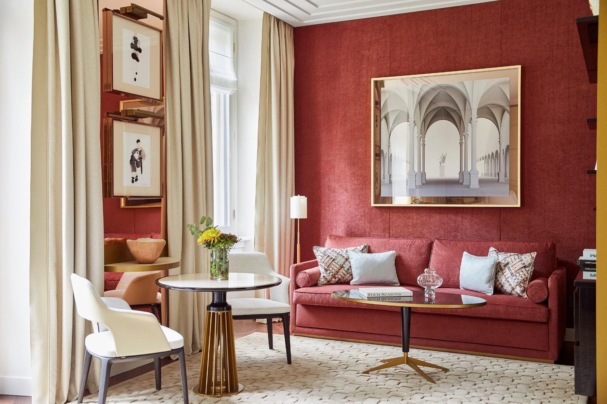 Premium King Room