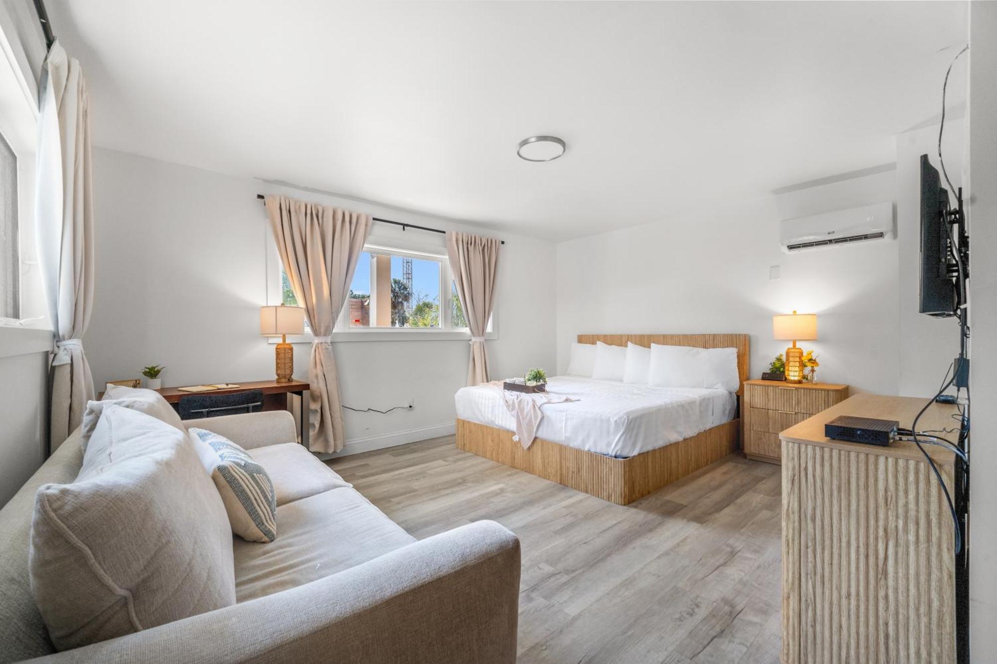 Comfort Triple Room