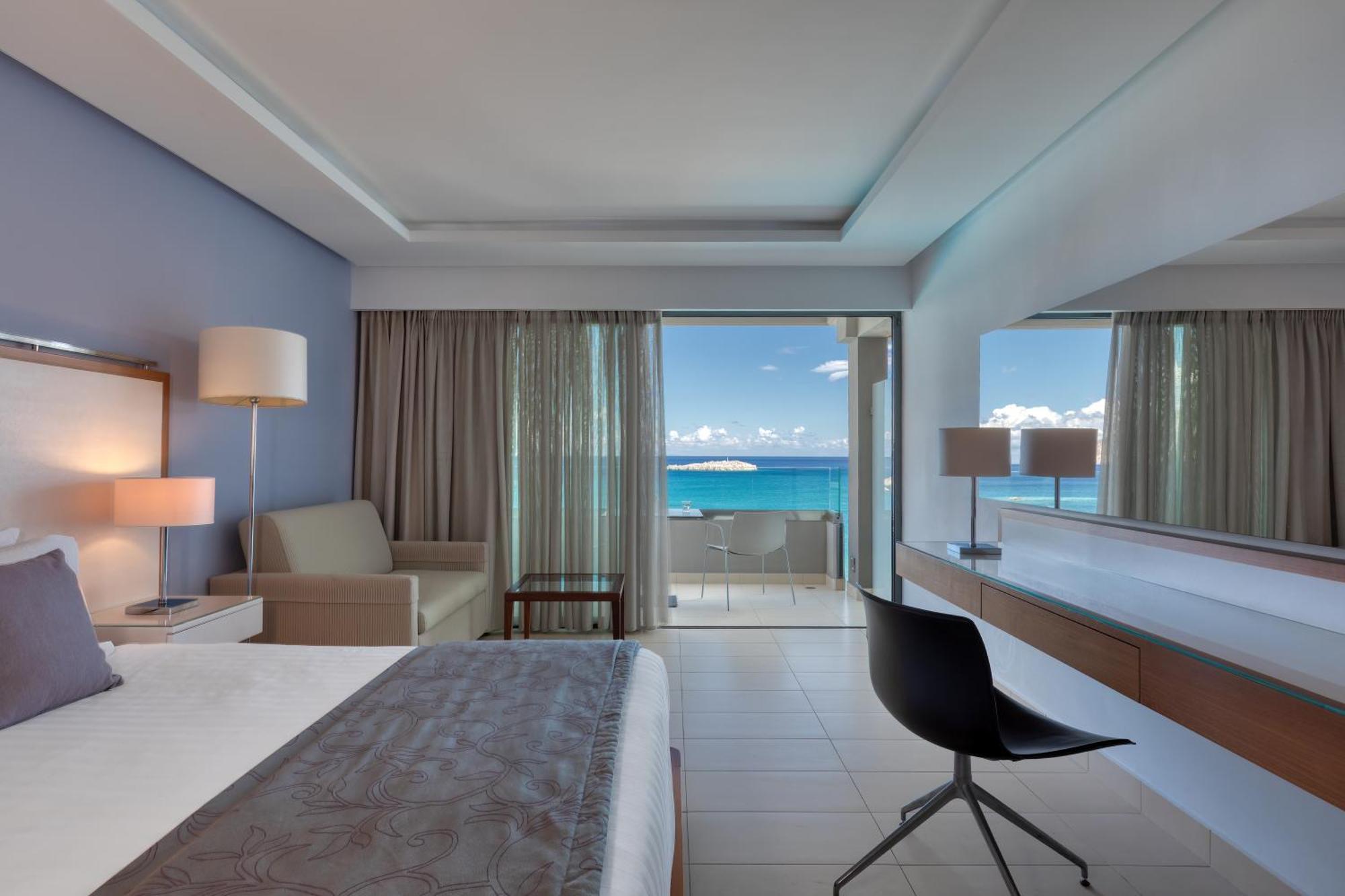 Superior Double or Twin Room Sea View