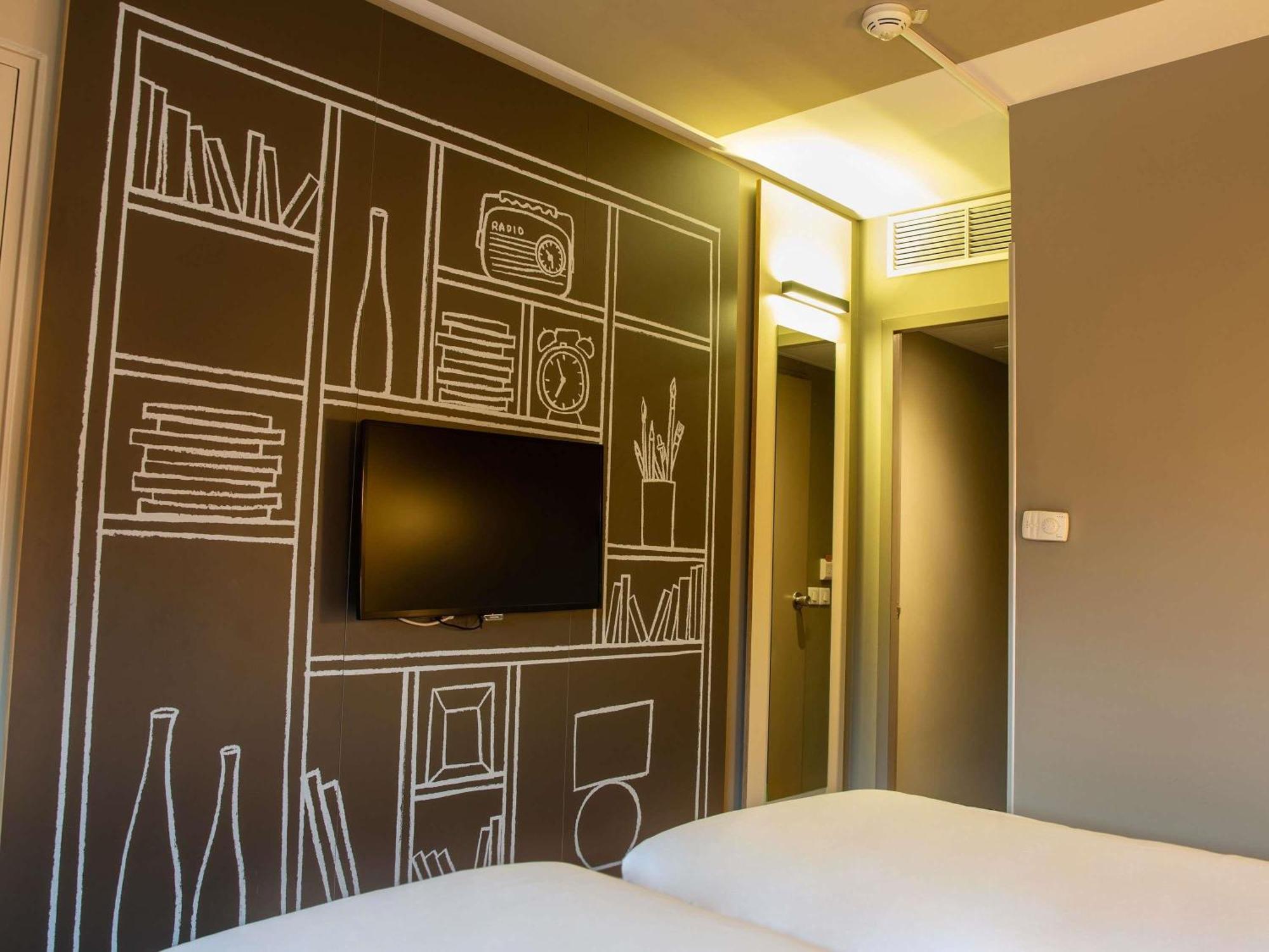 Standard Room 2 Single Beds