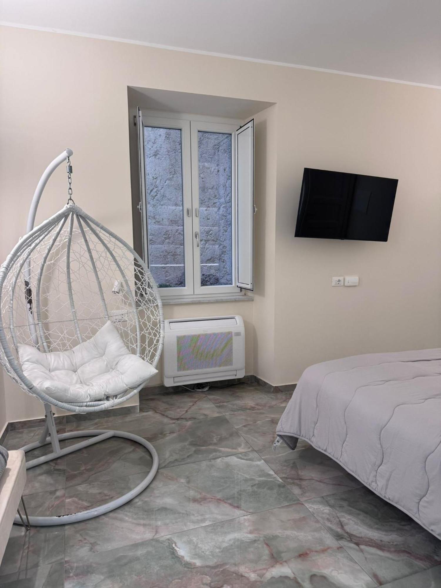 Deluxe Queen Room Annex