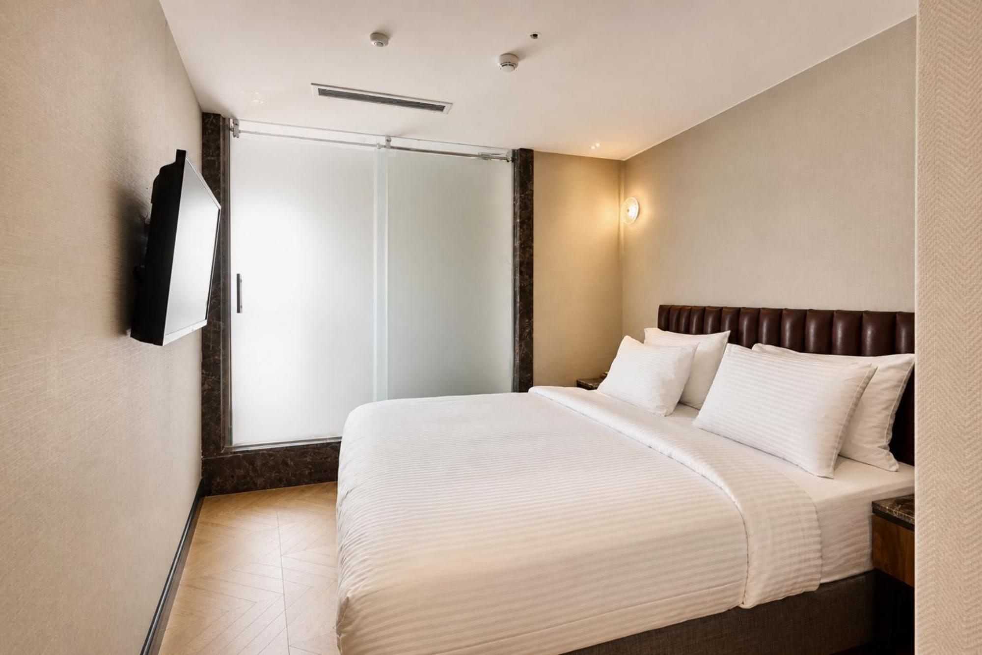 Economy Double Room