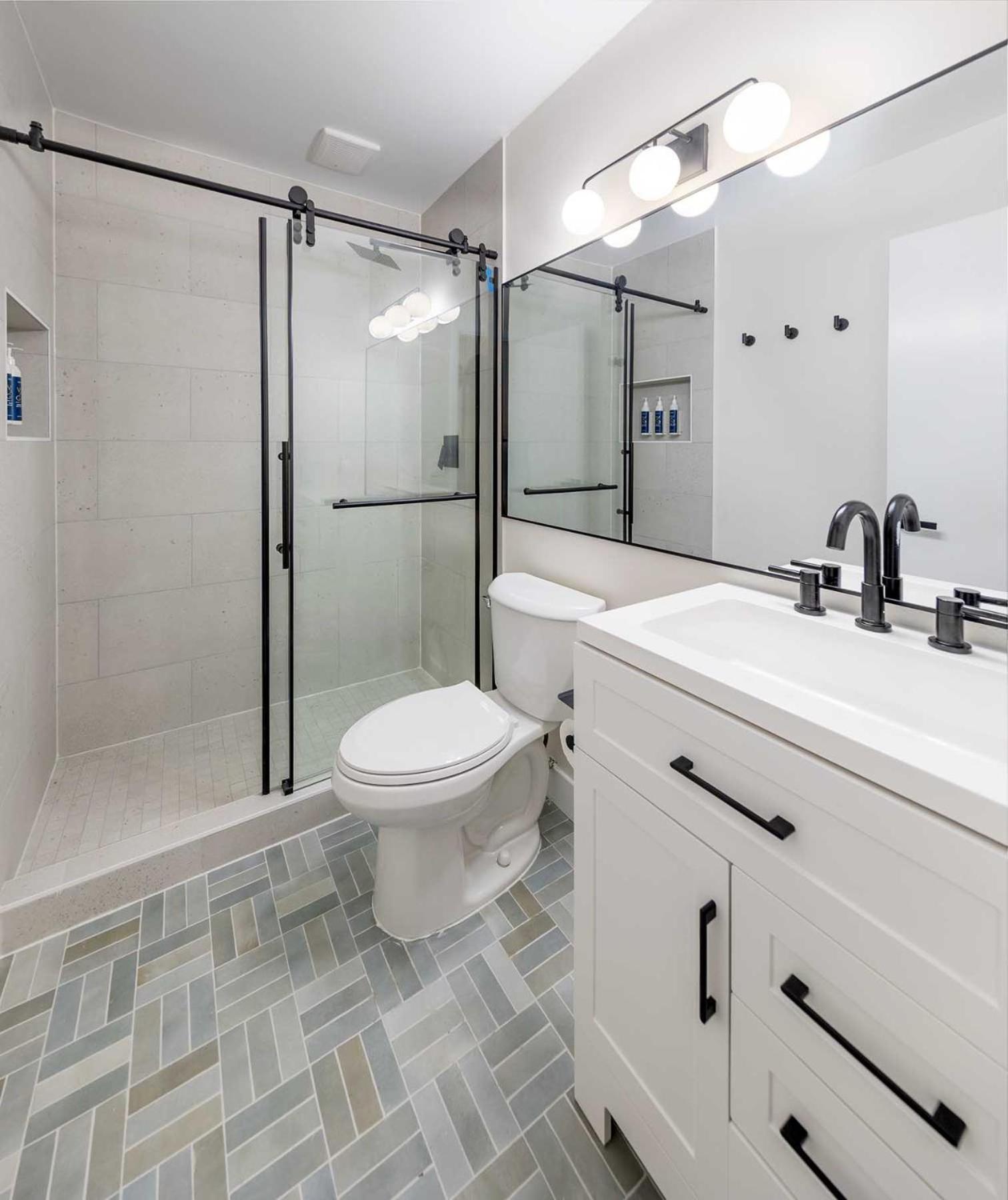Cove Queen Suite