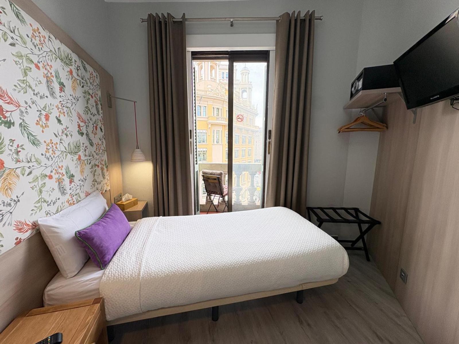 Single Room City View