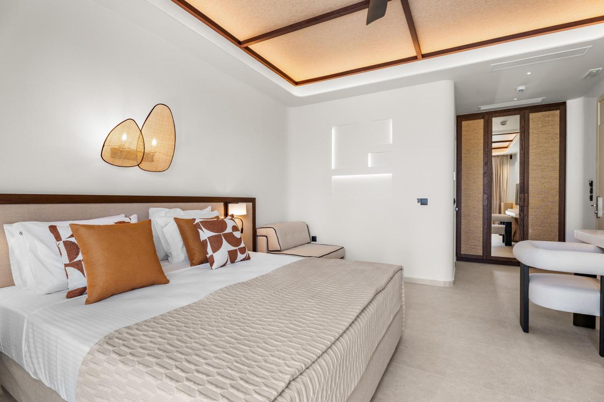 Deluxe Double or Twin Room Spa Bath