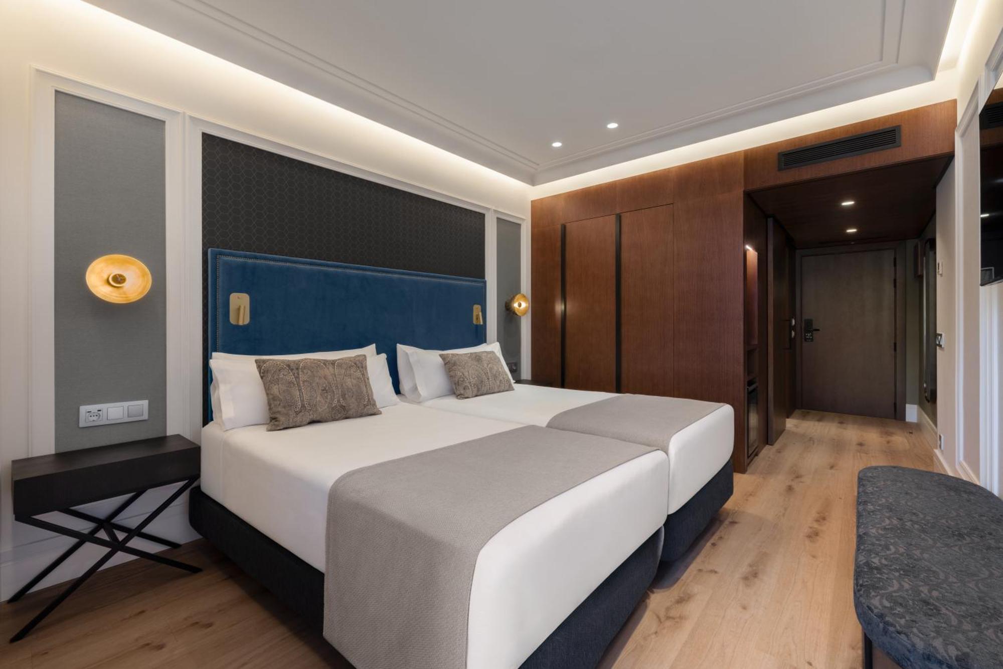 Premium Triple Room