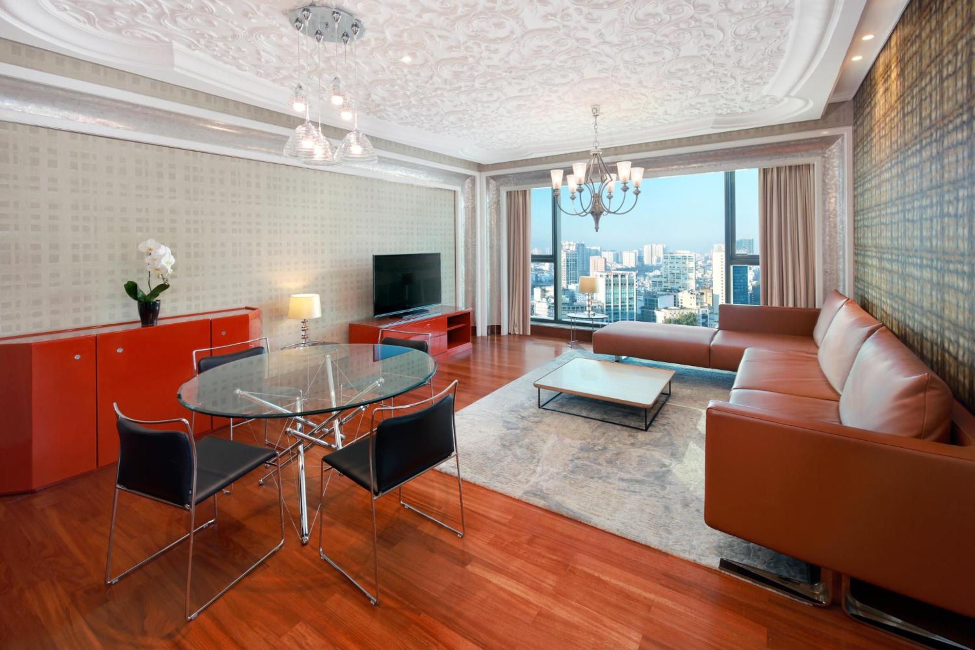 One-Bedroom Suite Modern or Classic Style