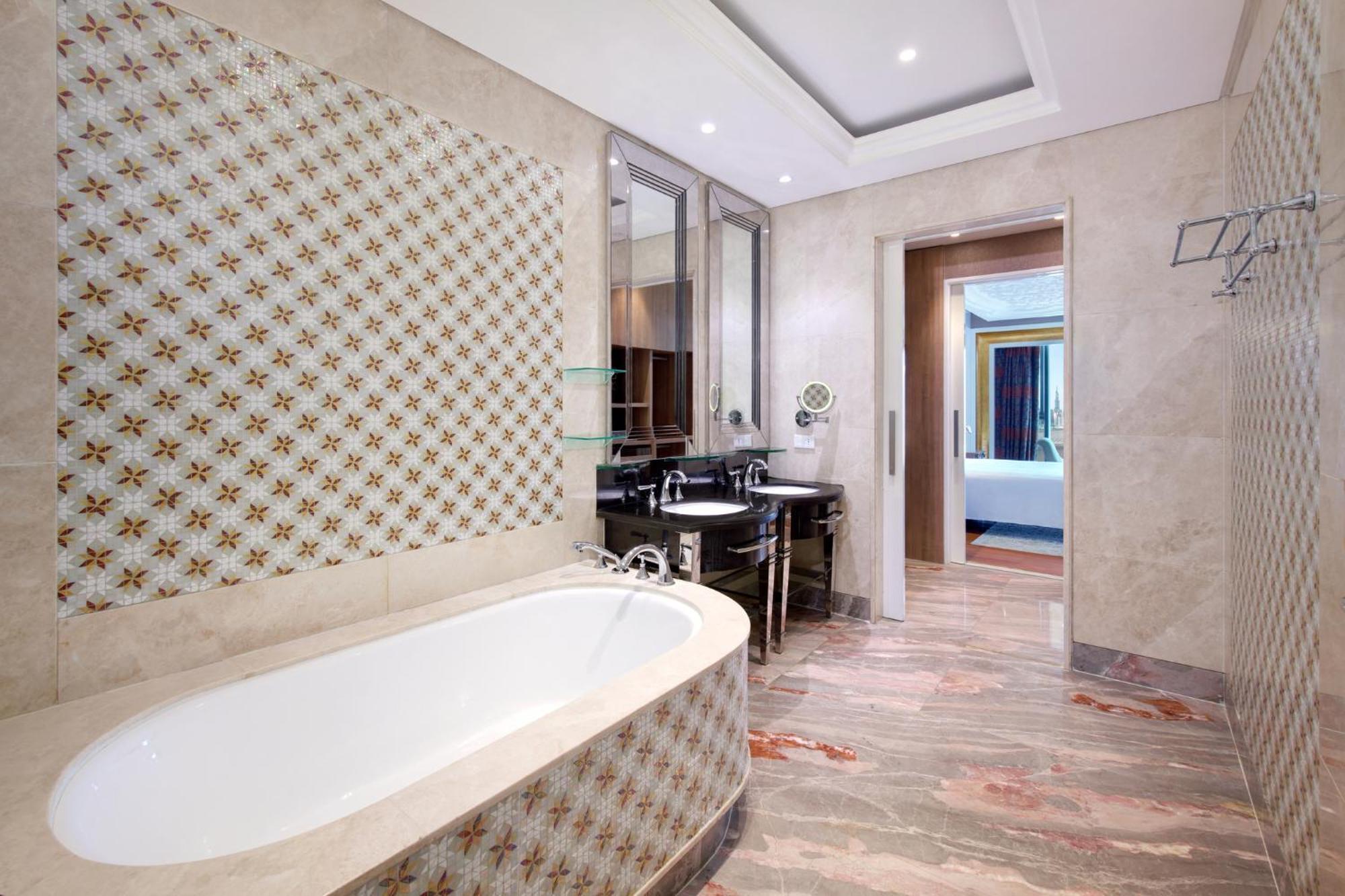 One-Bedroom Panorama Modern or Liberty Style