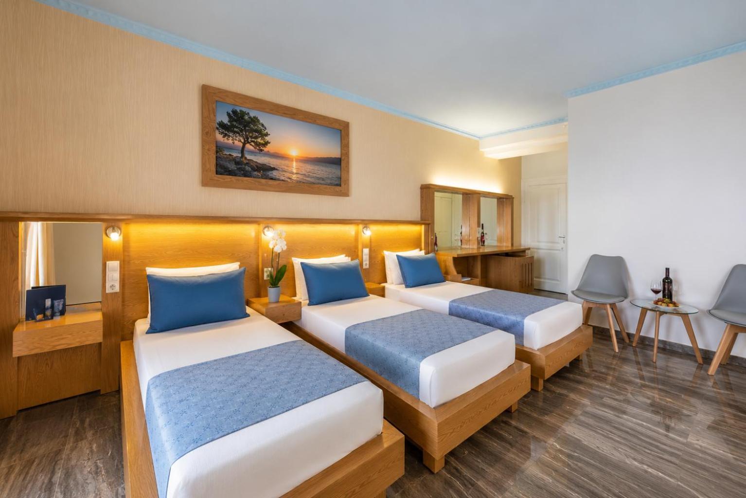Triple Room
