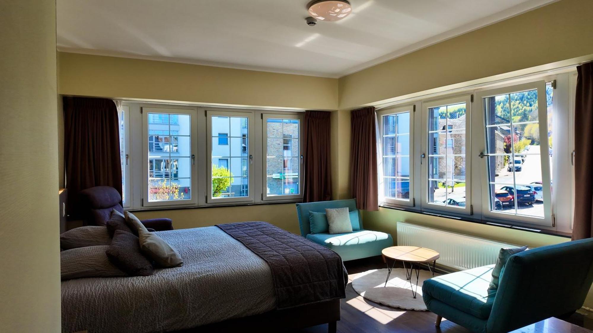Large Double Room