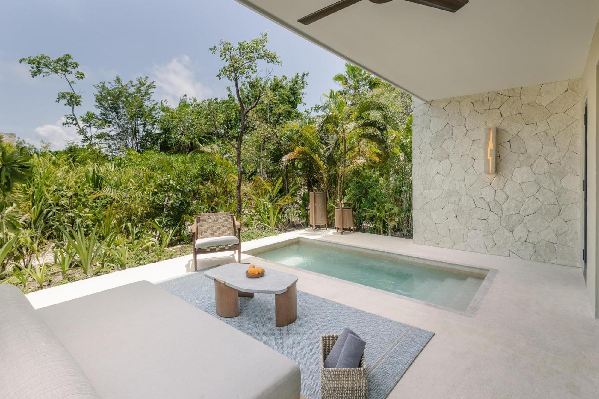 Suite Playa con piscina pequeña
