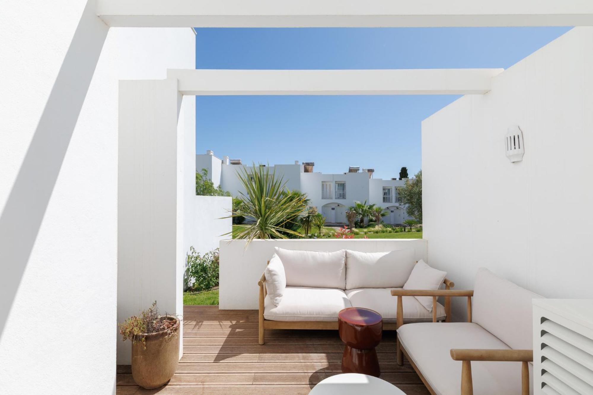 One-Bedroom Suite Garden View Terrace