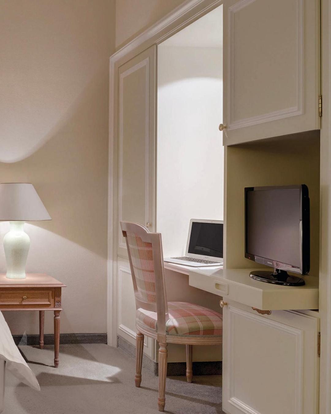 Deluxe Single Room