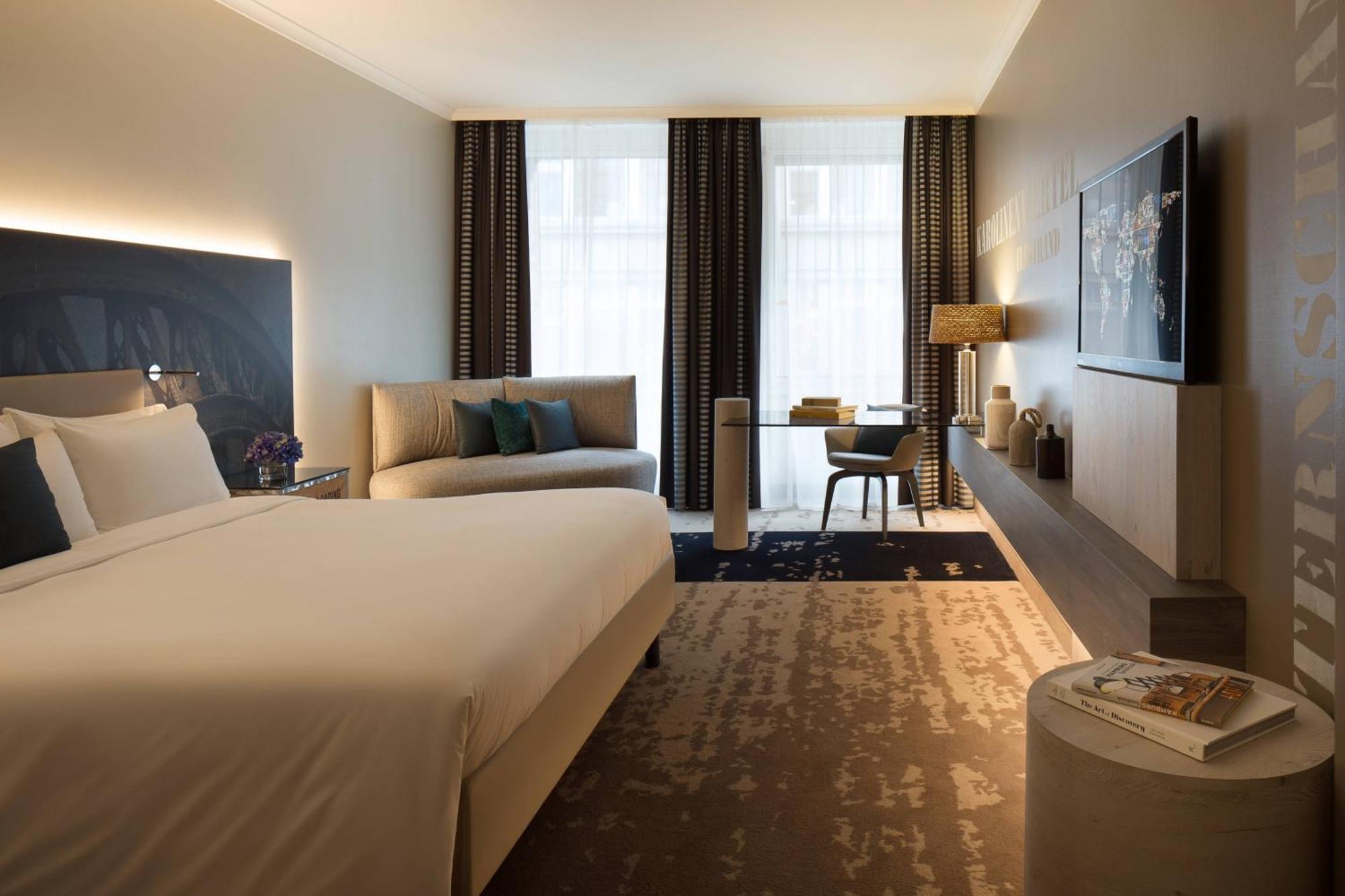 Deluxe Room Guest room 1 King