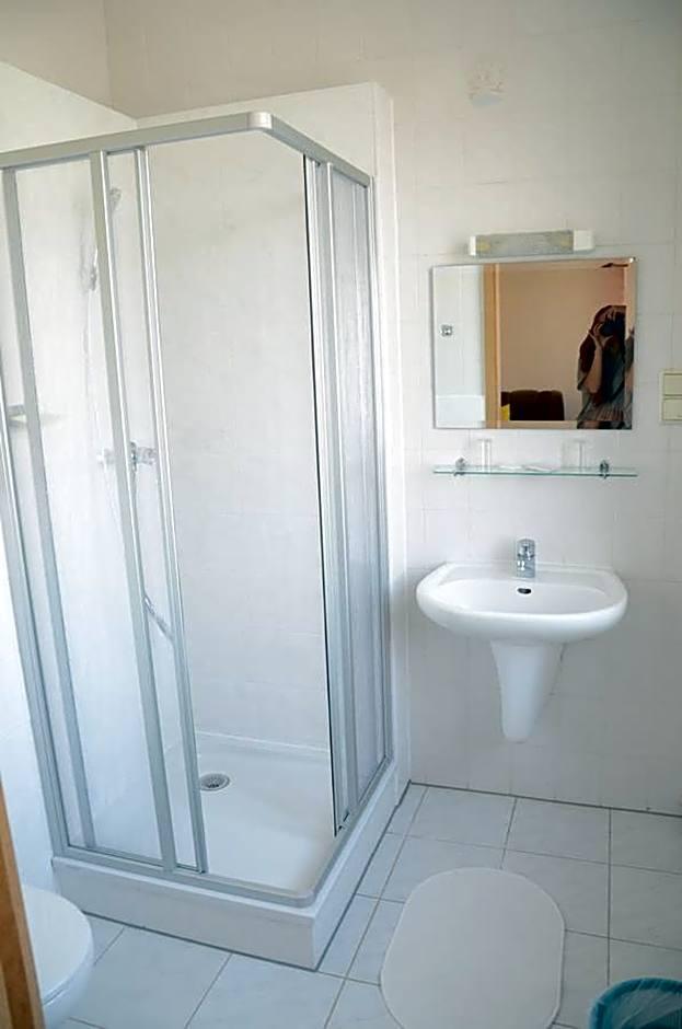 Dreibettzimmer