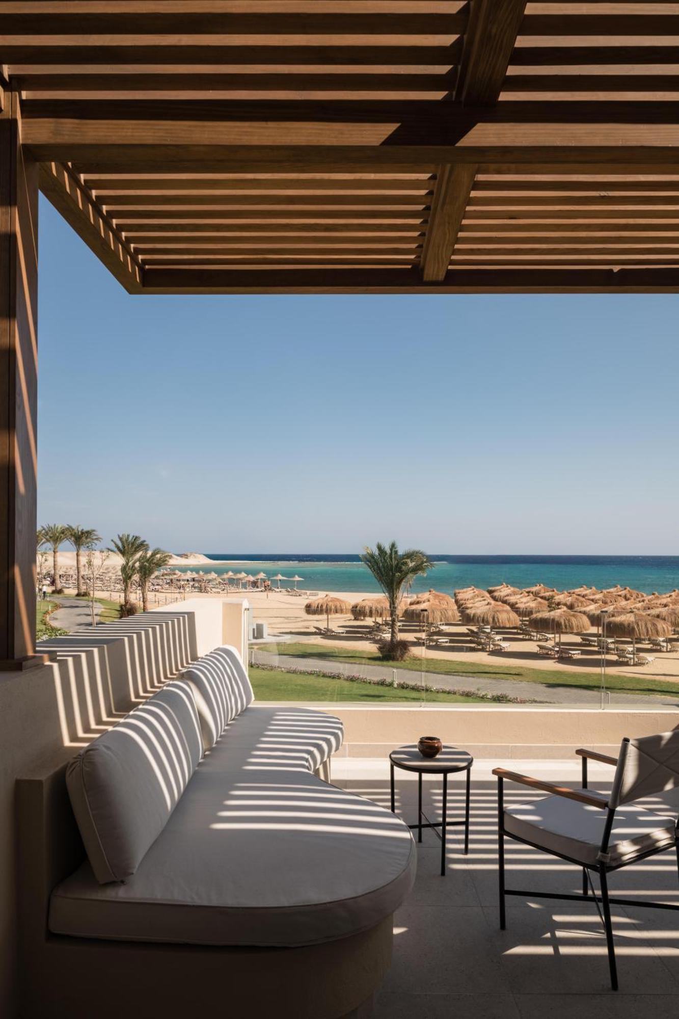 Deluxe Family Queen Sea View