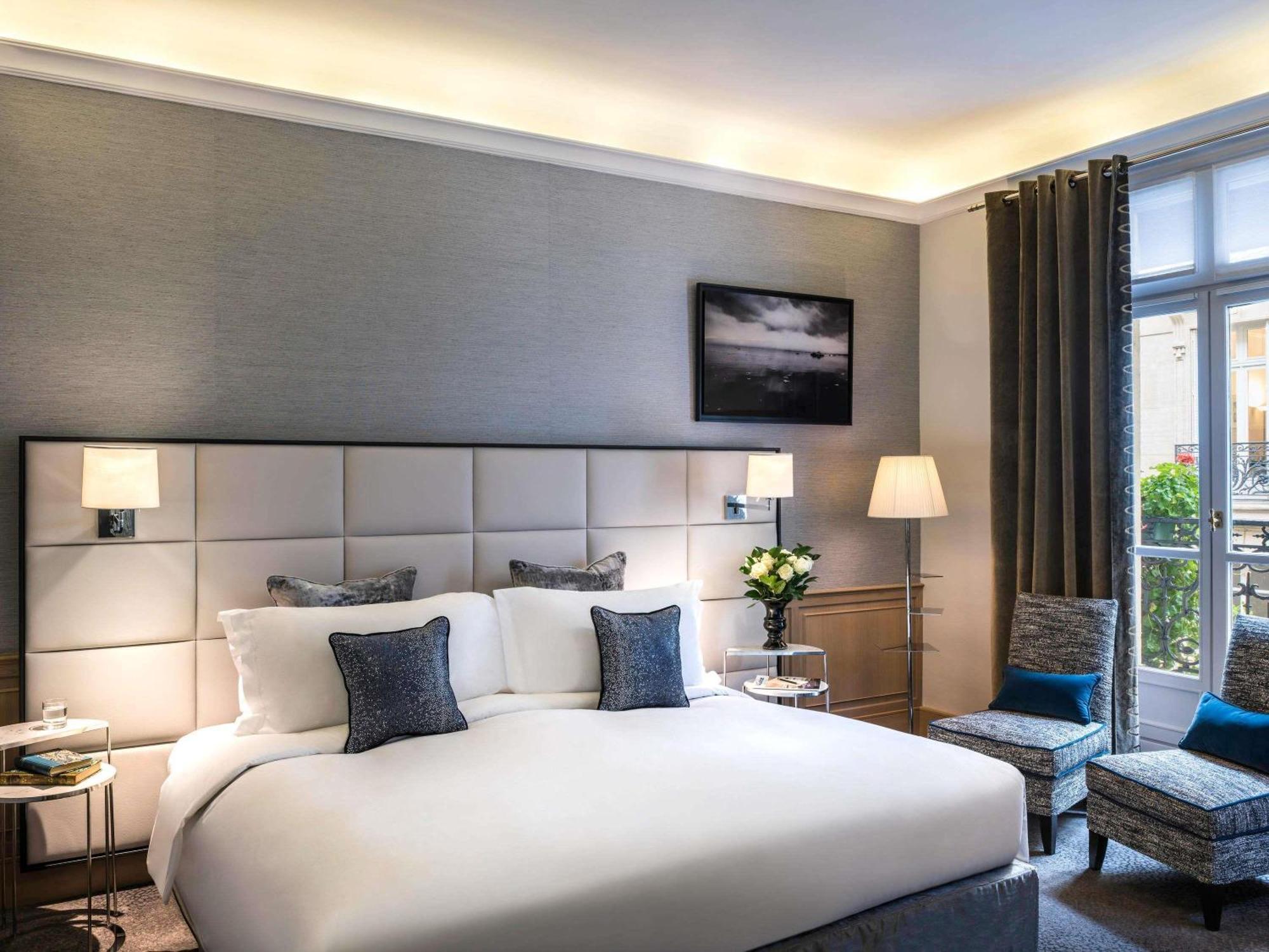Chambre Lit Queen-Size de Luxe