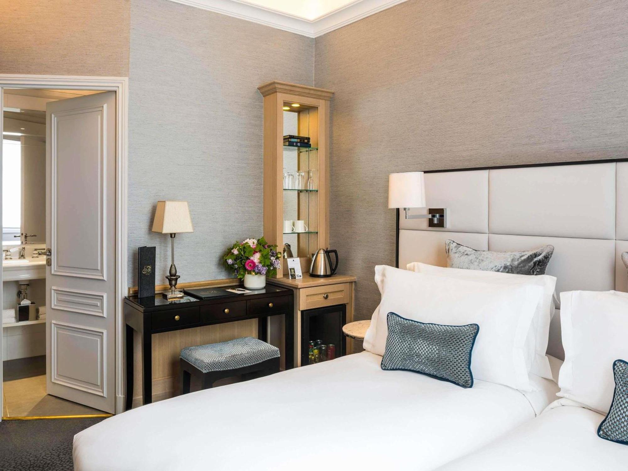 Chambre Lit Queen-Size Classique