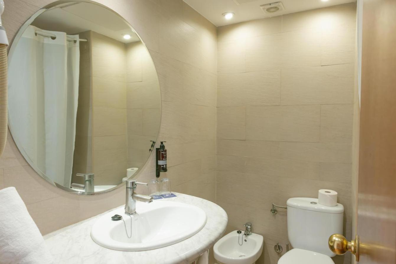 Essential Double Room