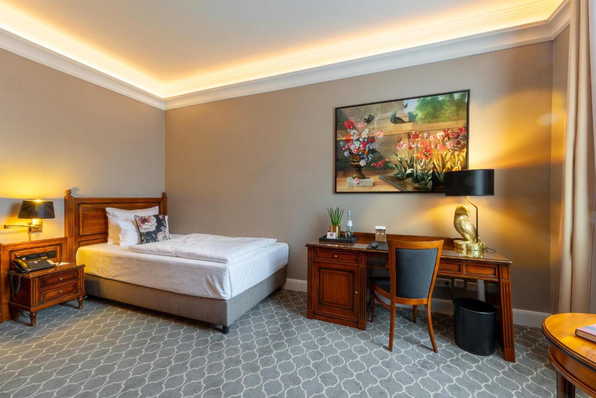 Standard Single Room