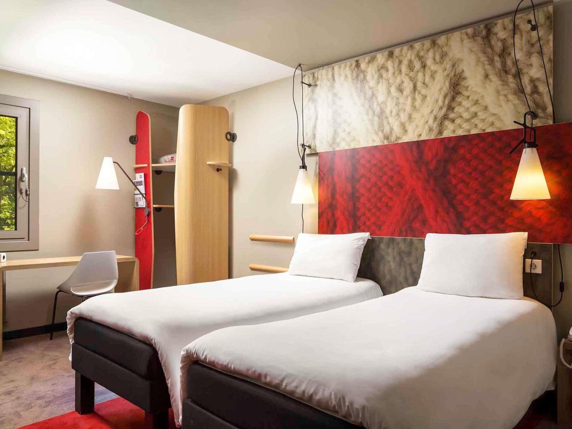 Standard Room 2 Single Beds