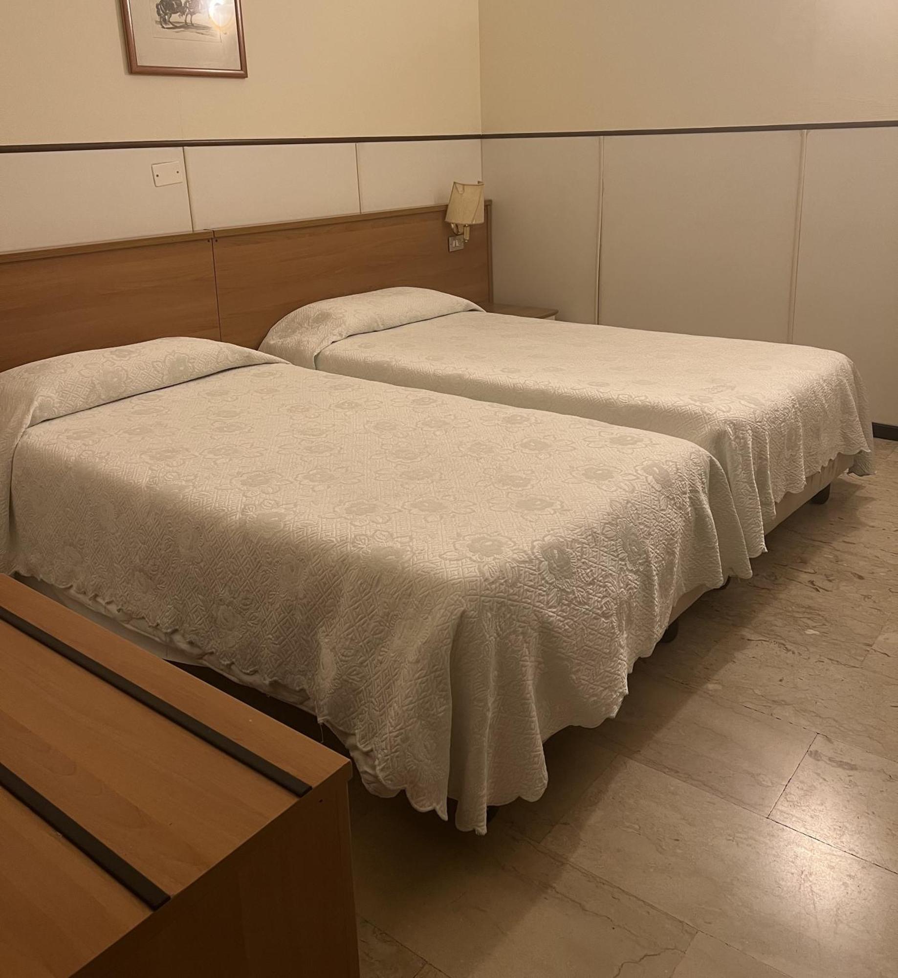 Economy Twin Room