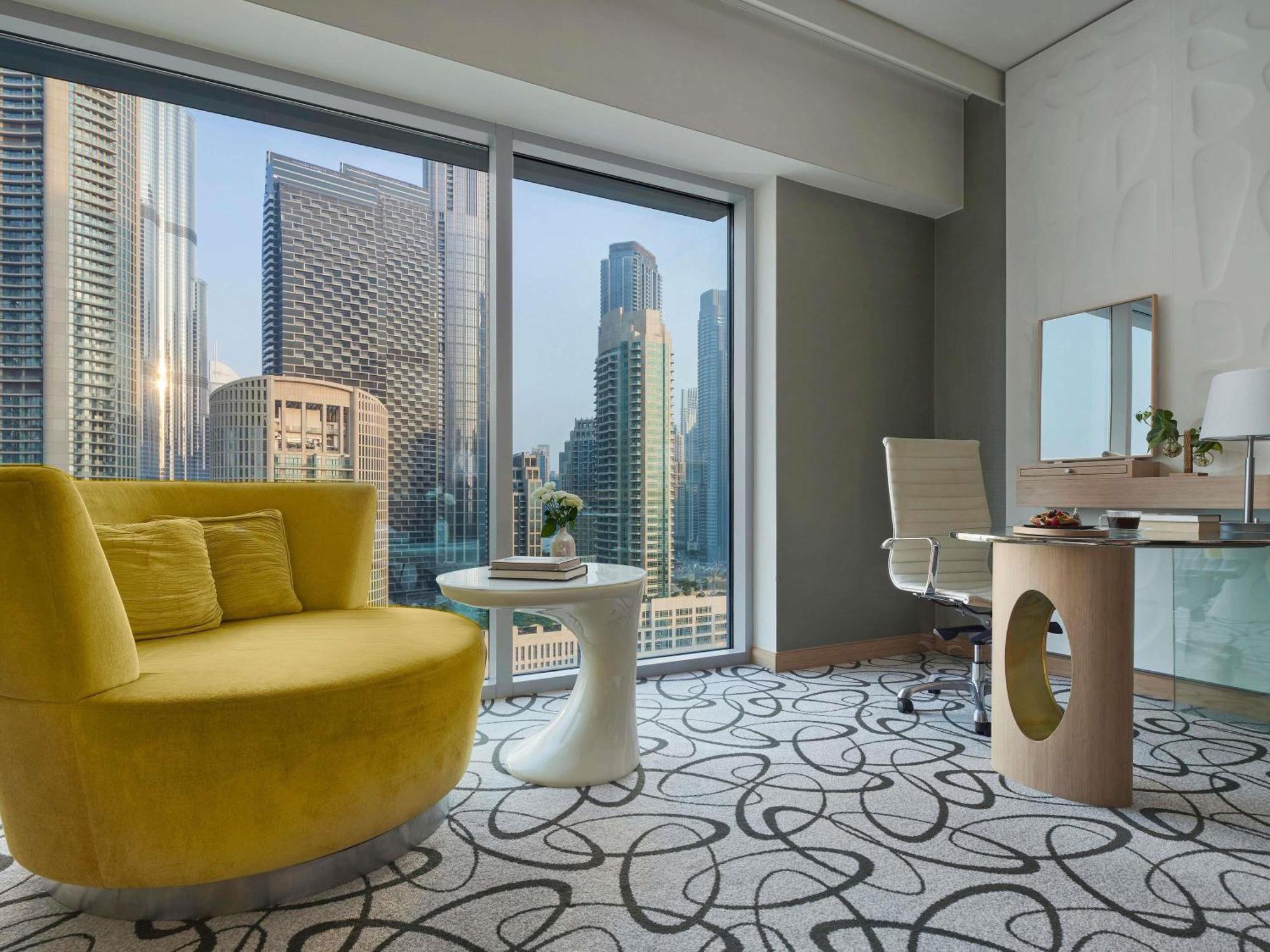 Luxury King Room Burj Khalifa View
