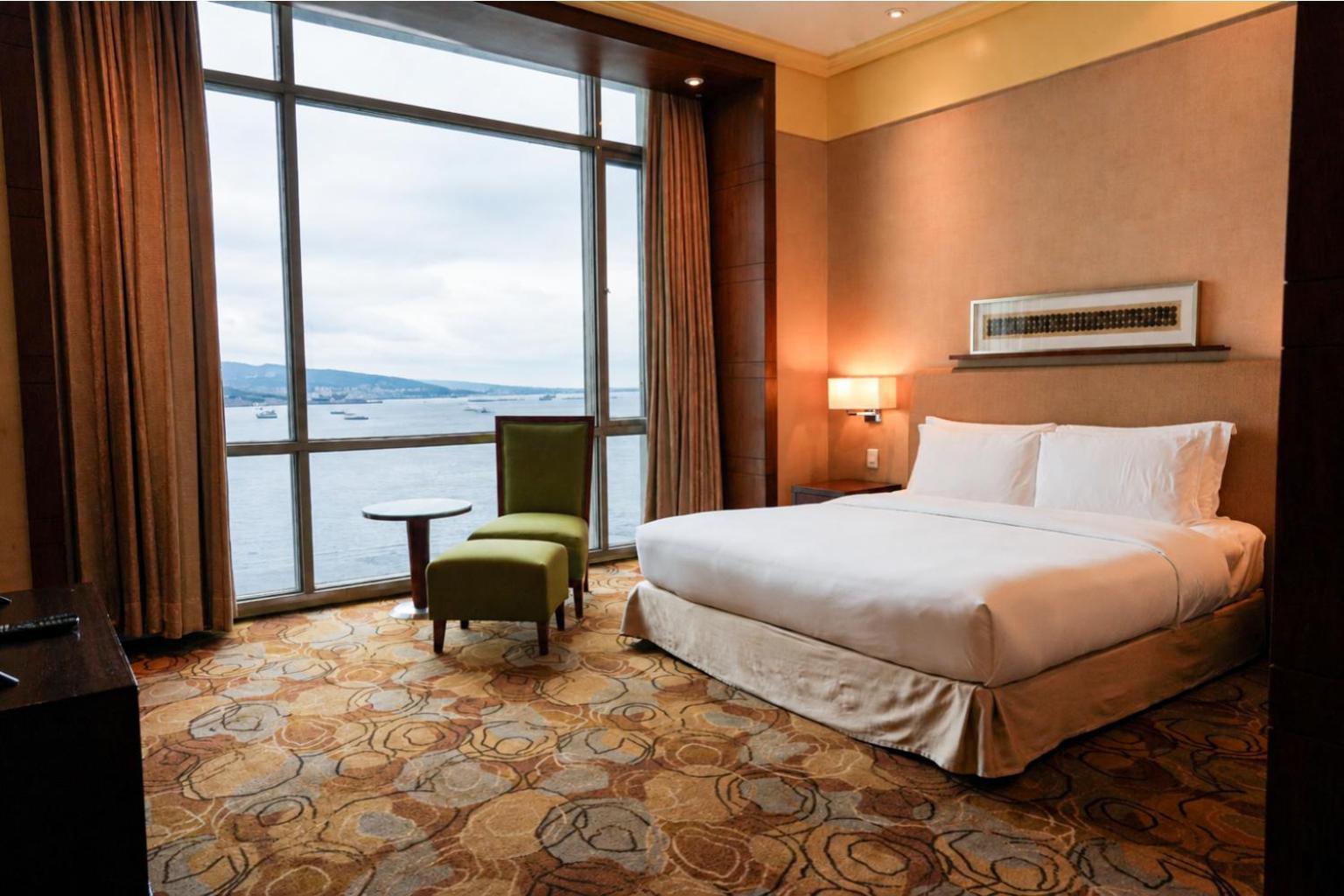 Bay View Suite