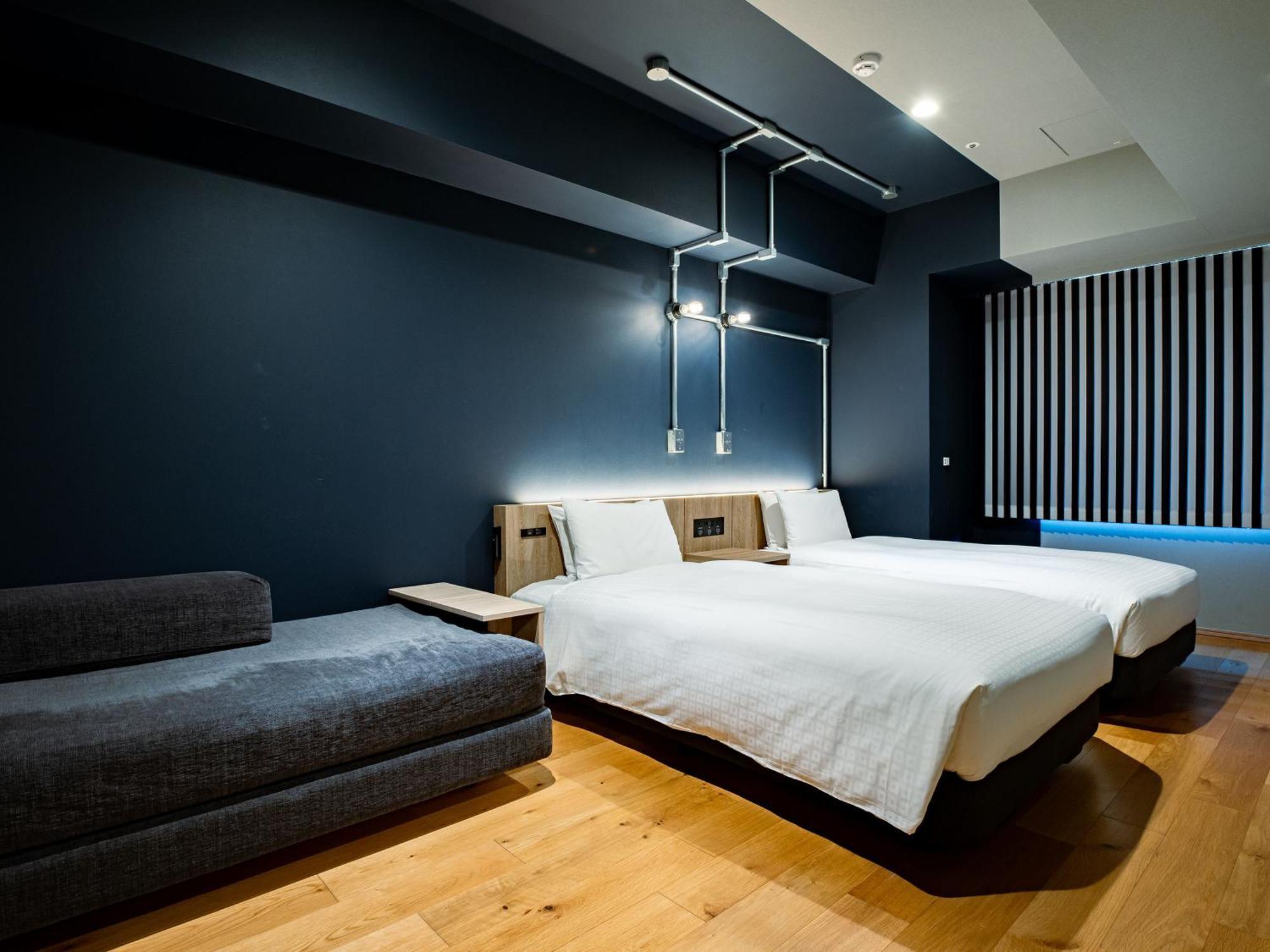 Premier Twin Room Non-Smoking
