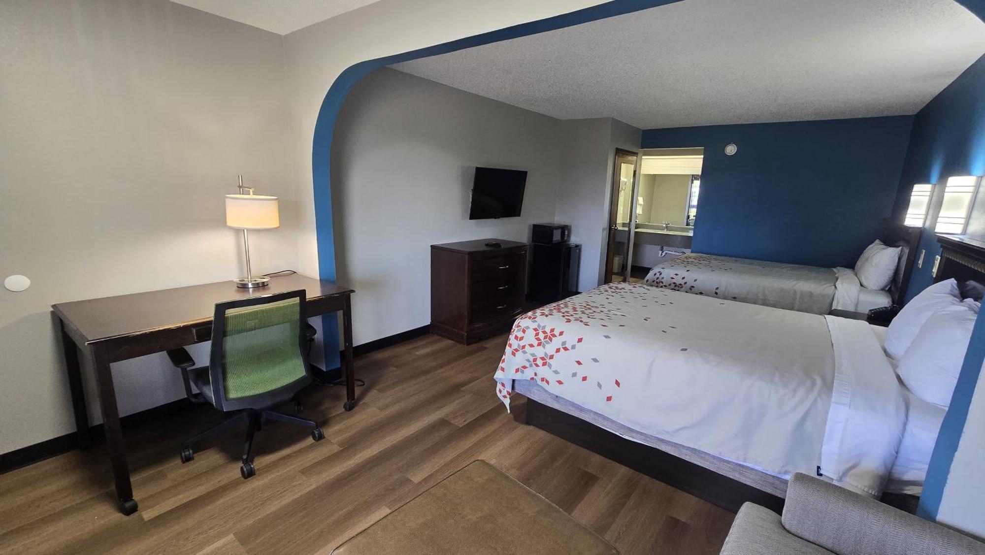 Standard Double Suite