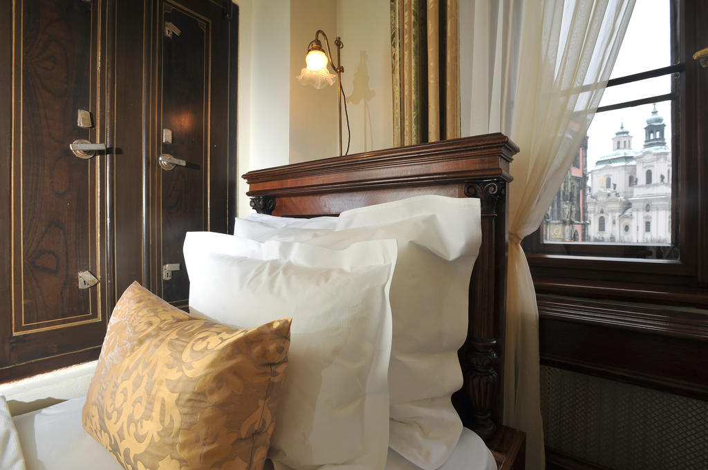Standard Double Room One Way Shuttle Service