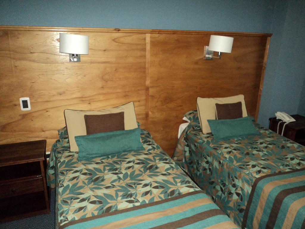 Triple Room,845981027:JPEG