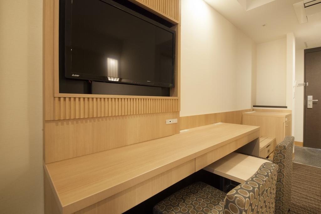 Standard Twin Room - Non-Smoking