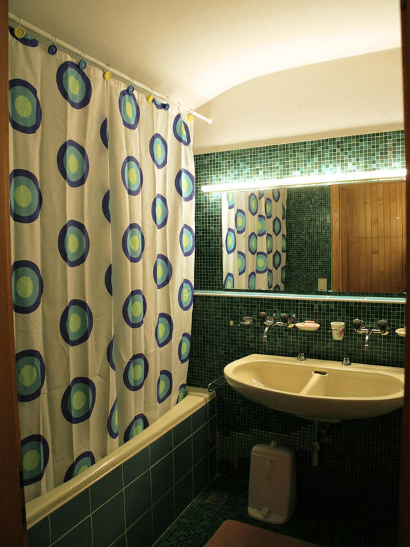 Double Room with Shared Bathroom,1611113002:JPEG