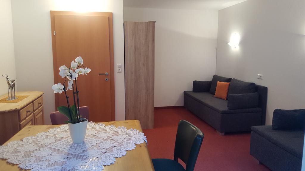 Superior Three-Bedroom Apartment ( 6-10 adults)