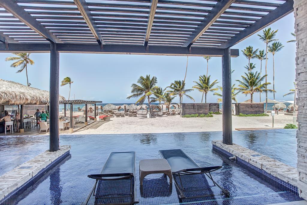 Luxury Presidential Ocean Front Terrace One Bedroom Suite Diamond Club