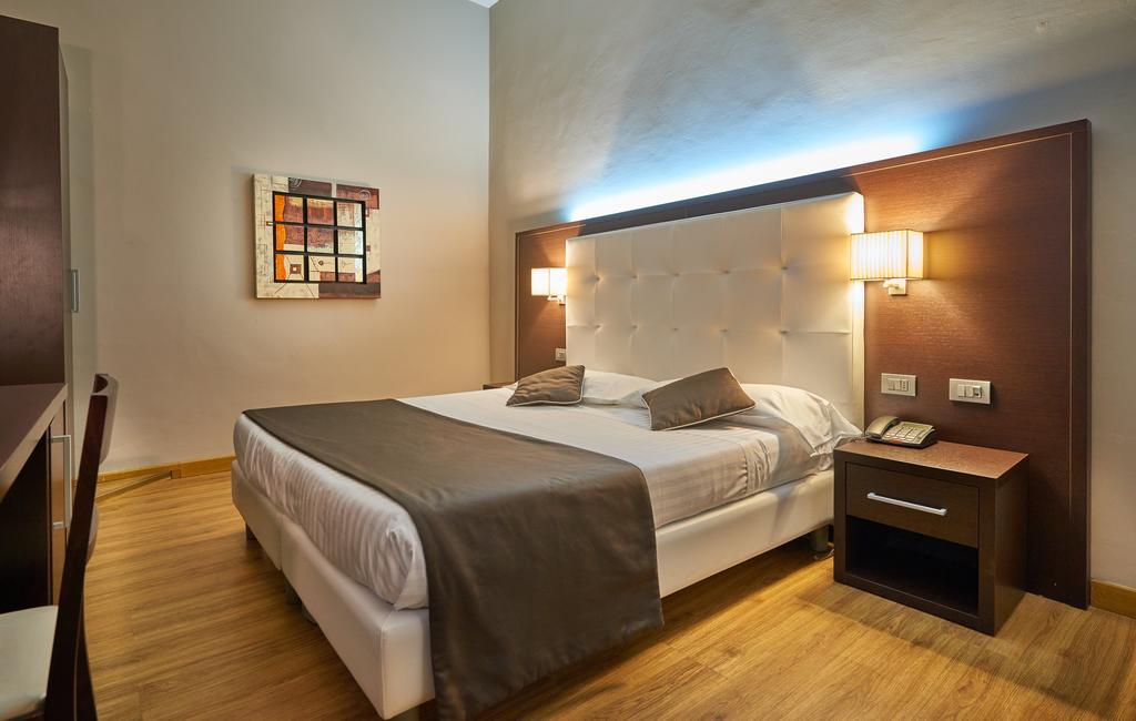 Double or Twin Room,682283286:JPEG