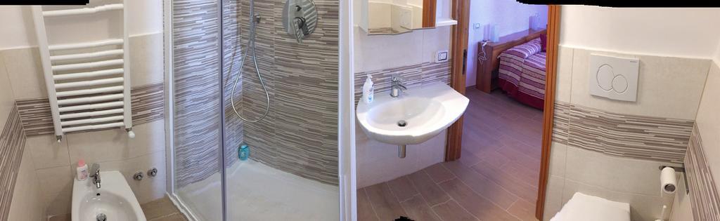 Double Room Private Bathroom