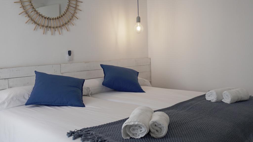 One-Bedroom Apartment,415184037:JPEG
