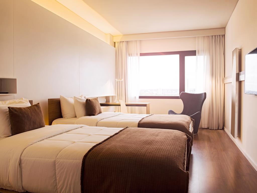 Quarto com 2 Camas de Solteiro - Não Fumantes