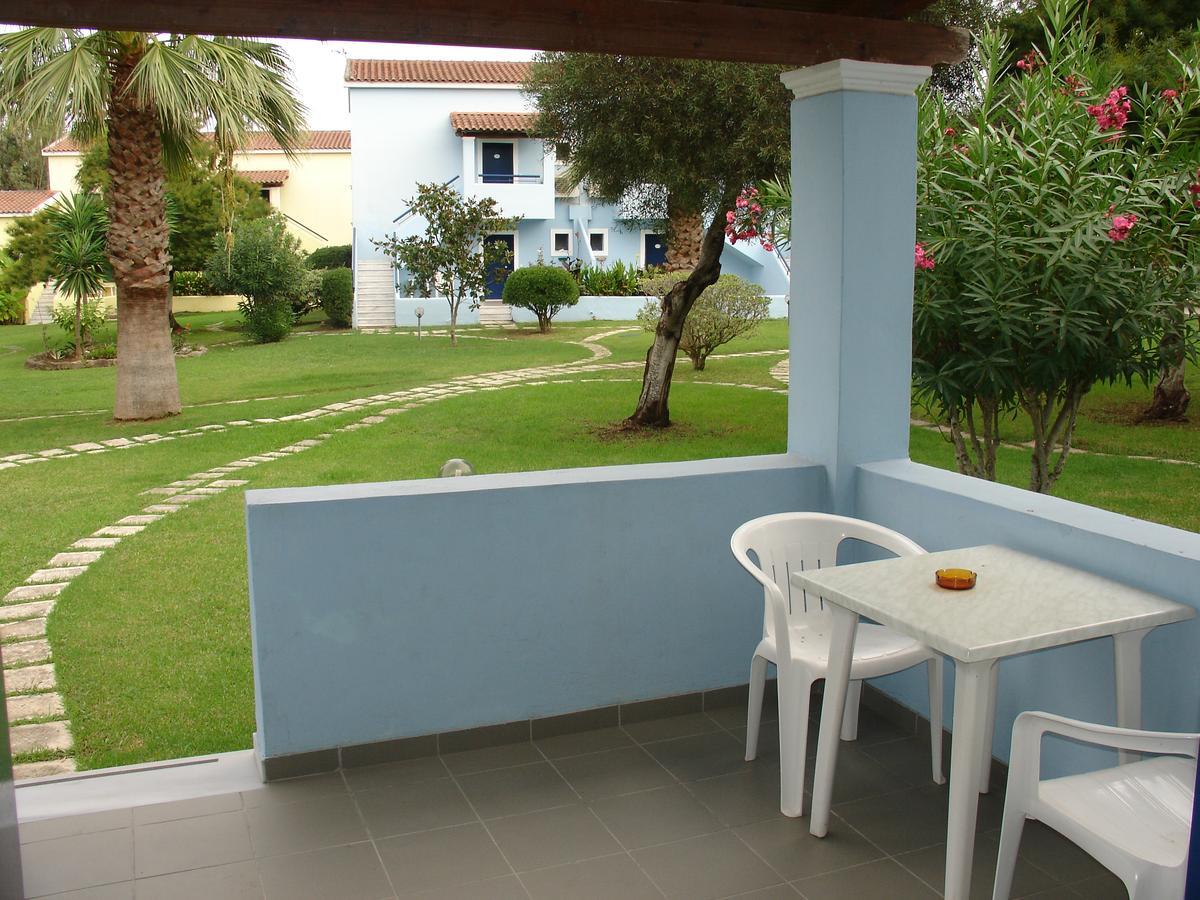 Studio with Garden View