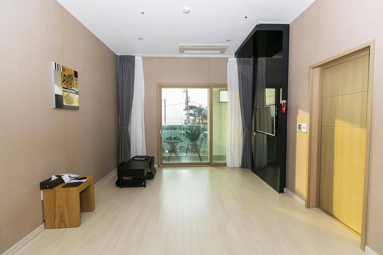 Korean-Style Ondol Room - Ground Floor