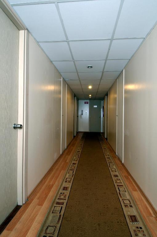 Standard Single Room,56658427:JPEG