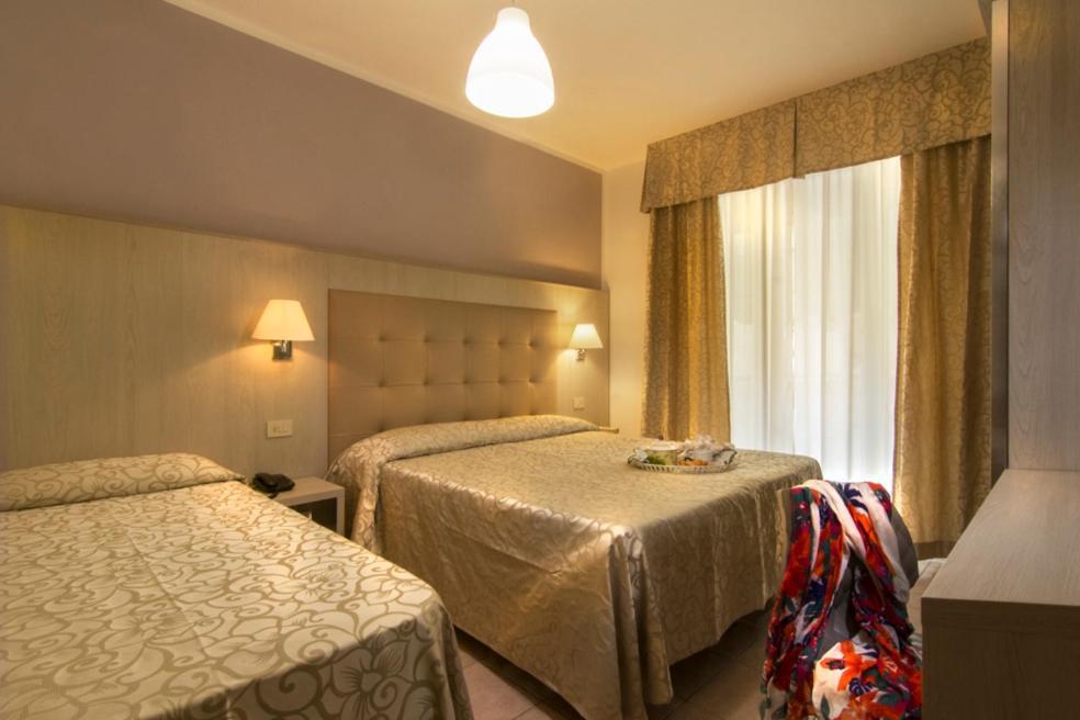 Classic Triple Room,58415041:JPEG