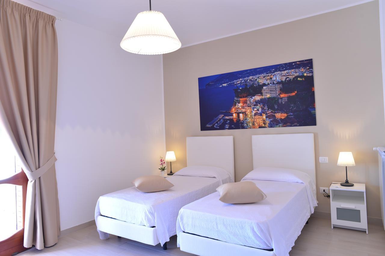 Double or Twin Room with Garden View,608949360:JPEG
