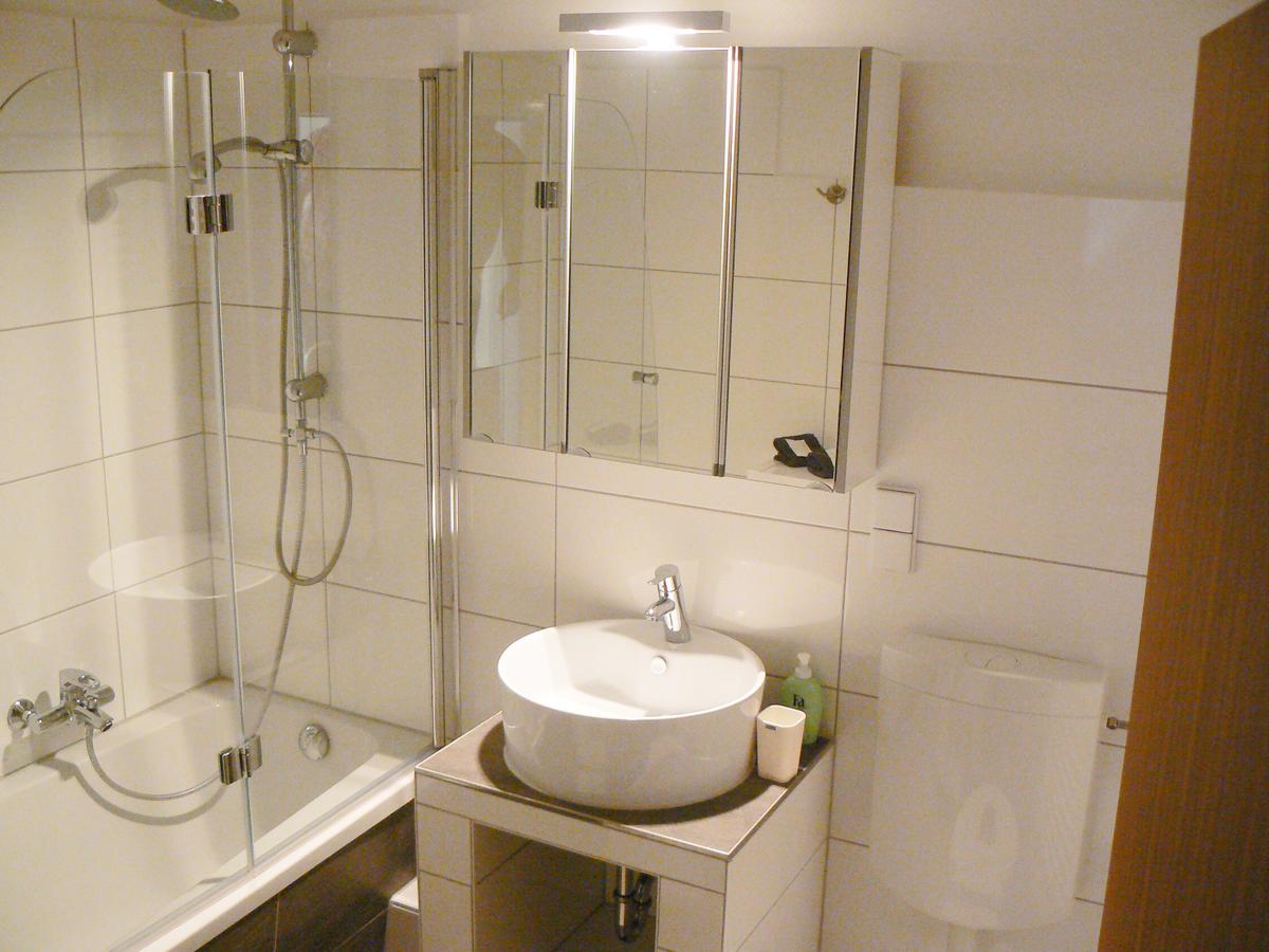 Two-Bedroom Apartment,630574299:JPEG