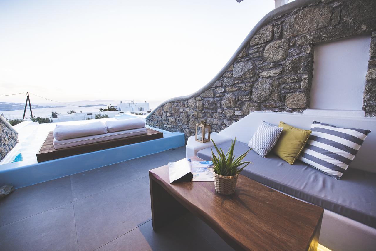 Suite Scavata nella Roccia con Piscina Privata Riscaldata all'Aperto