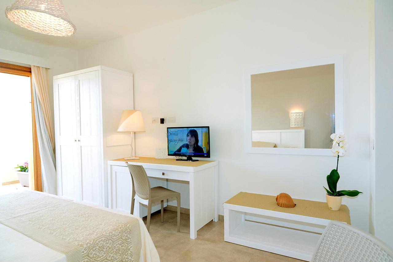 Deluxe Double or Twin Room,633145848:JPEG