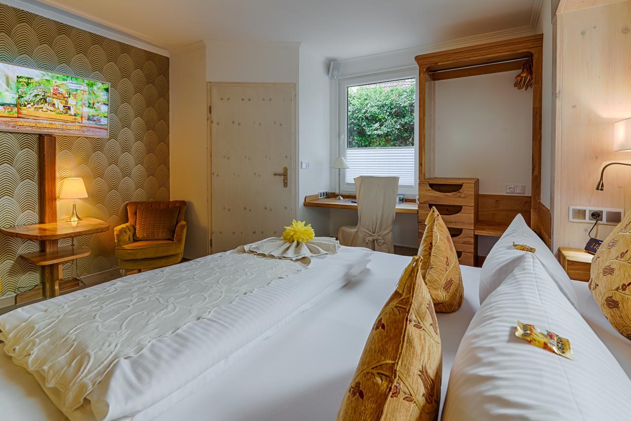 Double Room,642319131:JPEG