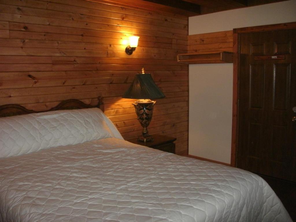 Deluxe King Room,64591618:JPEG